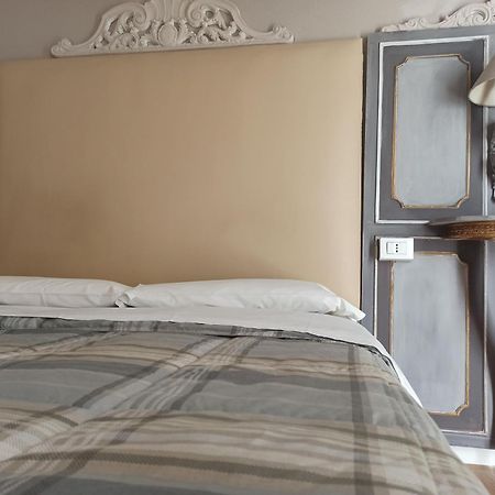 Bed and Breakfast Cascina la castagnara&tazio nuvolari Oriolo  Camera foto