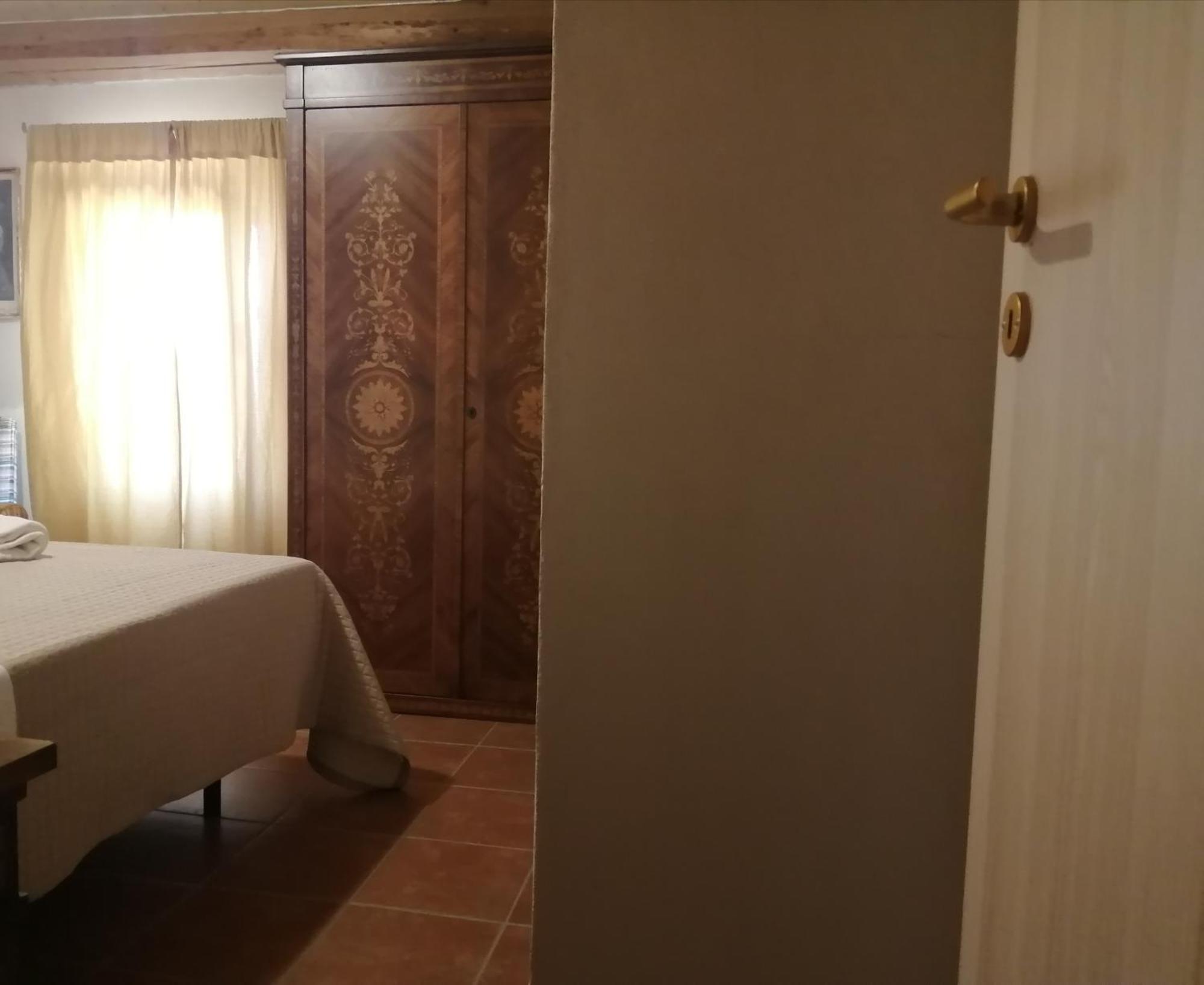 Bed and Breakfast Cascina la castagnara&tazio nuvolari Oriolo  Camera foto